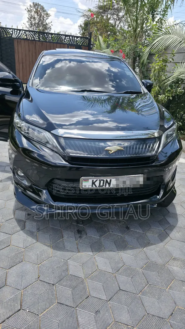 Toyota Harrier Premium 2018 - 1