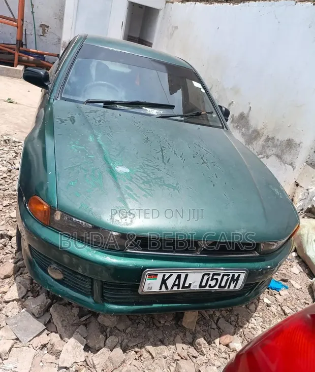 Mitsubishi Galant 2000 - 1