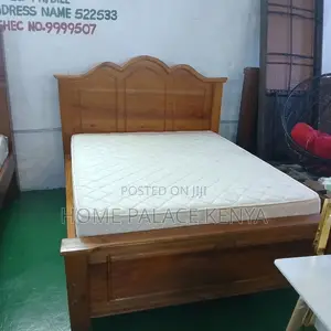 Home Palace Kitanda cha Mbao cha Mahogany 5x6