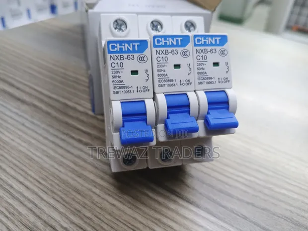 Best 10A Single Pole Circuit Breaker - 1
