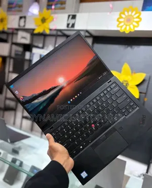Lenovo ThinkPad X1 Carbon Laptop - Intel Core i7, 8GB RAM, 256GB SSD