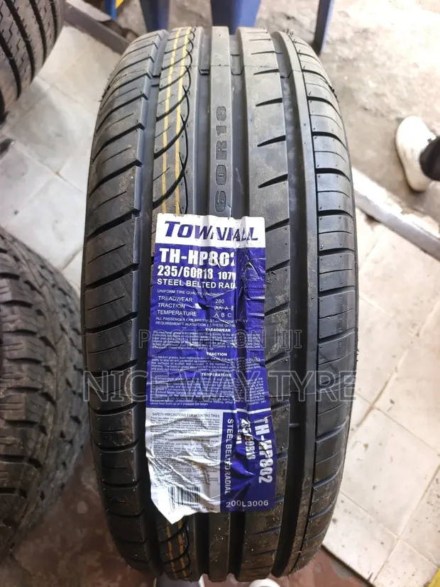 Matairi ya Townhall 235/60R18 - 1