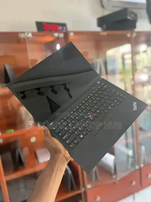 Lenovo ThinkPad X1 Carbon (Gen 6) - i7, 8GB RAM, 256GB SSD
