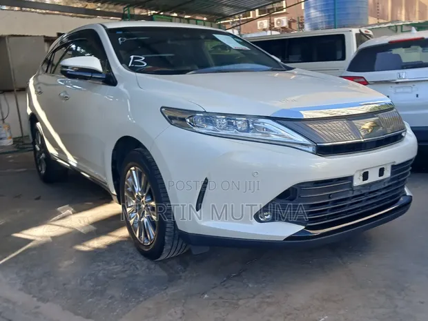 Toyota Harrier 2.0 2020 Nyeupe - 1