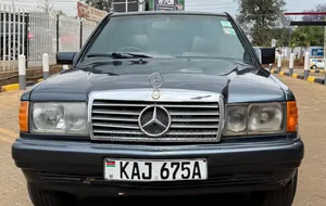 Mercedes-Benz W124 1989 Gray