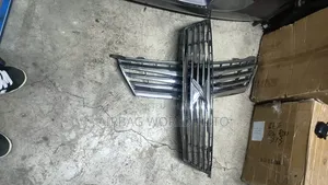 Toyota Mark X GRX120 Grille