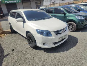 Toyota Corolla Fielder 2009 Nyeupe