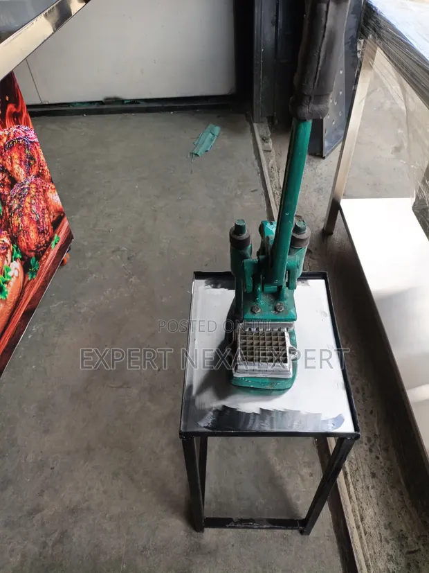 Champion Chips Cutter - 1