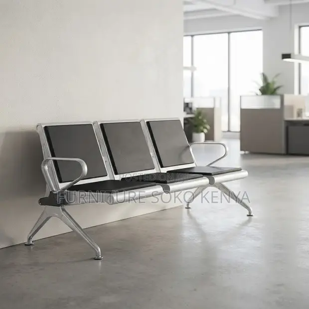 Padded Three Link Bench | Benchi la Ngozi na Fremu ya Chuma - 1