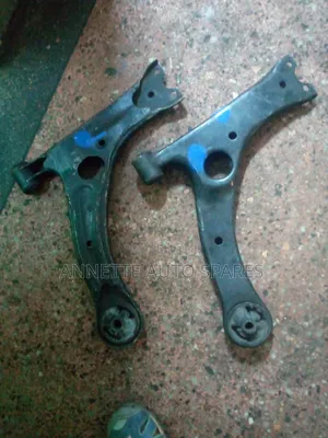 Toyota Premio Arm - Tie Rod ya Steering