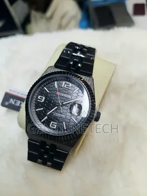 Curren 8498 Men's Fashion Wristwatch