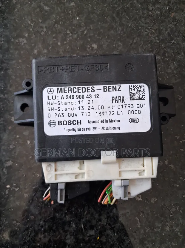 Mercedes W246 Parking Assist Control Module - 1