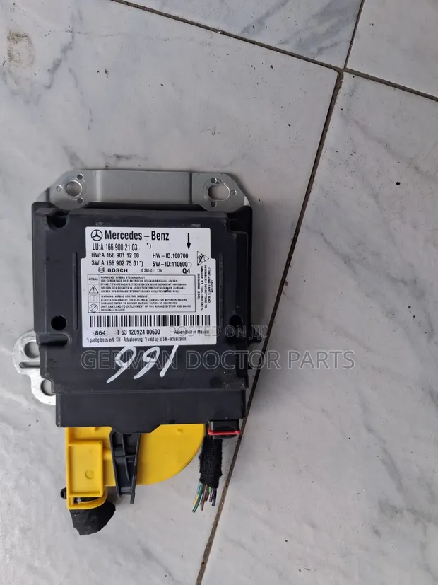 Mercedes-Benz W166 SRS Airbag Control Module - 1