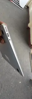 Apple MacBook Air 13" 2017 8GB RAM, 256GB SSD - 1