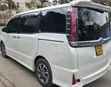 Toyota Noah 2019 White - 5