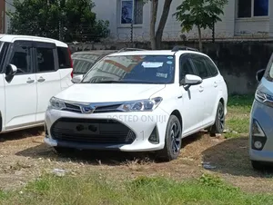 Toyota Corolla Fielder 1.5 Hybrid 2020 Pearl