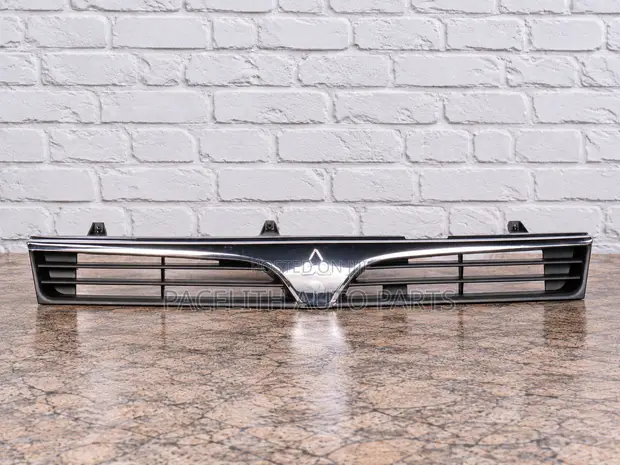 Grille ya Mbele ya Mitsubishi Lancer CK2A CK4 (1996-1998) - 1