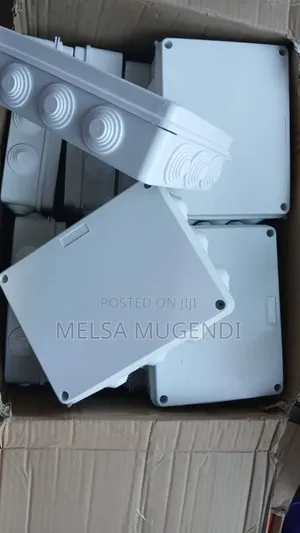 Universal Adapter Box - Brand New
