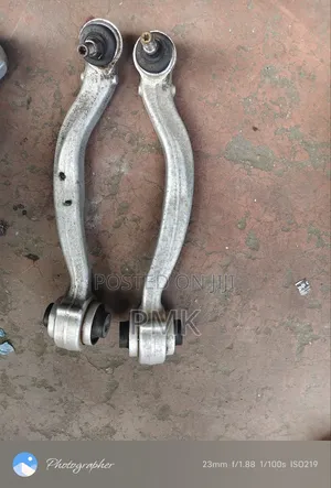 Mercedes-Benz W204 Control Arm (Used)