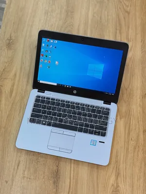 Laptop HP EliteBook 820 G3 - Core i5, 8GB RAM, 256GB SSD