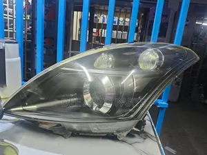 Suzuki Swift Xenon Headlamp (Black Shade)