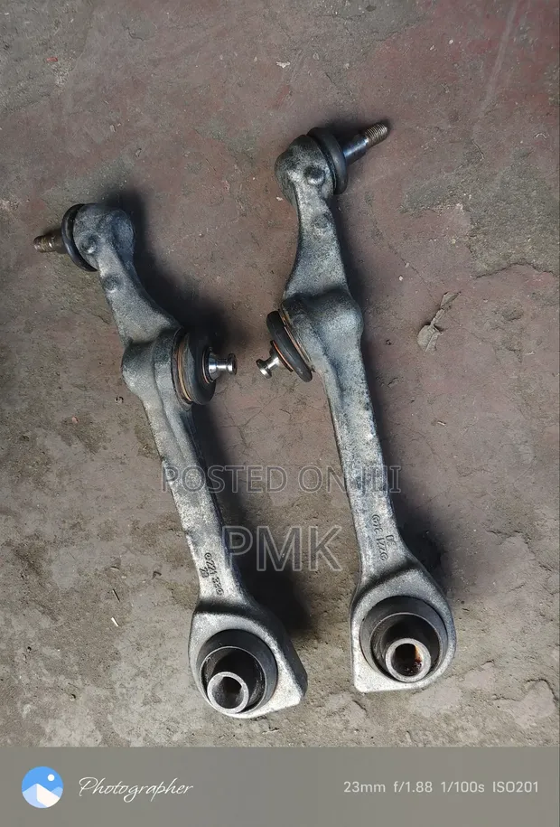 Mercedes-Benz S-Class W221 Control Arm (Used) - 1