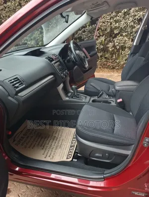 Subaru Forester SJ5 2013 Nyeusi