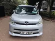 Toyota Voxy X 2WD 8-Seater 2008 Silver - 1