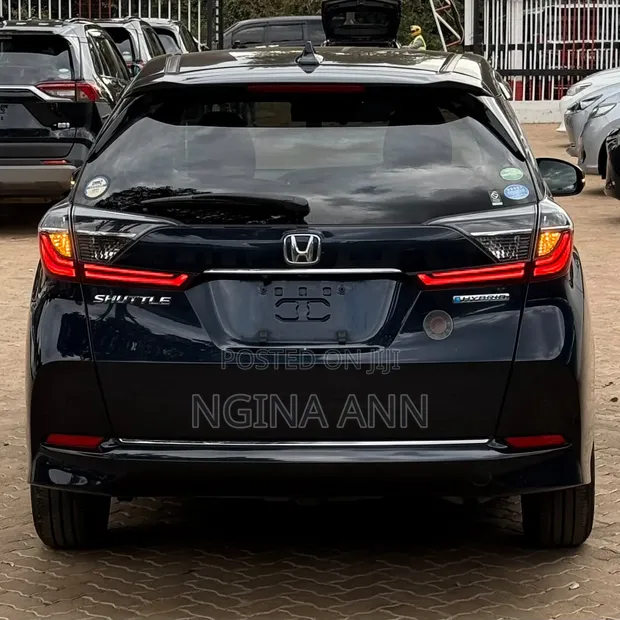 Honda Fit Shuttle 2019 Hybrid - 1