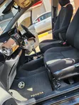 Toyota Vitz 1.3 FWD 5dr 2017 Nyeusi - 3