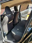 Toyota Vitz 1.3 FWD 5dr 2017 Nyeusi - 4