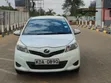 Toyota Vitz 2014 Nyeupe - 1