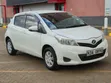 Toyota Vitz 2014 Nyeupe - 3