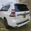Toyota Land Cruiser Prado 2.7 VVT-i 2015 Nyeupe - 3