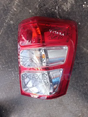 Suzuki Grand Vitara/Escudo Taillight (Used)