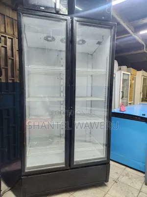 Specious Exuk Display Fridge 1000litres at 115k Cs