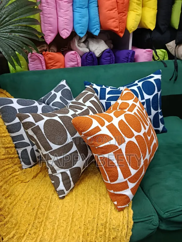Lumbar Throw Pillows - 45x45cm - 1