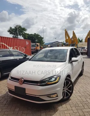 Volkswagen Golf 1.4T TSI FWD 2020