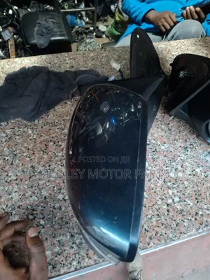 Nissan X-Trail NT32 Side Mirrors (Ex-Japan)