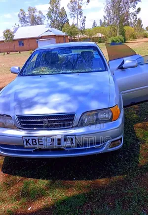 Toyota Chaser 2000cc Silver