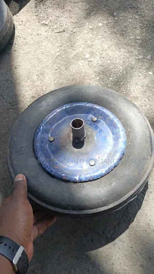 Heavy Duty Rubber Wheelbarrow Tyre