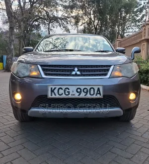 Mitsubishi Outlander 2008 Silver Ina Viti 7