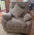 Victoria Courts 6-Seater Recliner Set - 3