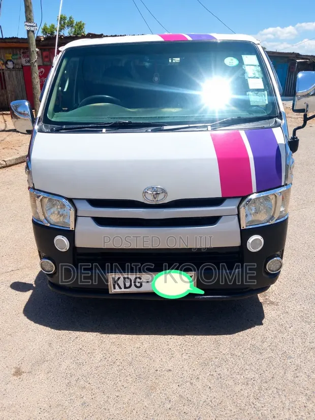 Toyota HiAce 2014 - White - 1