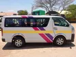Toyota HiAce 2014 - Nyeupe - 3