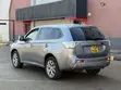 Mitsubishi Outlander 2014 Nyeupe - 4