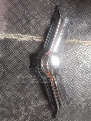 Toyota Auris Grille 2015-2018