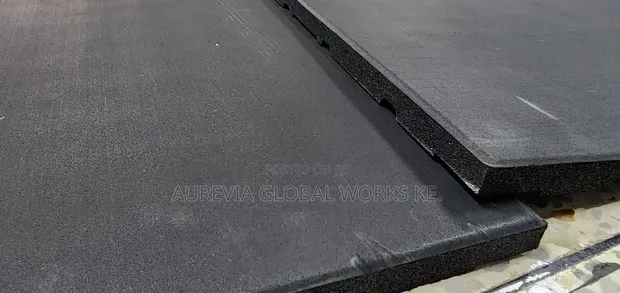 Gym Mat / Shock Absorbing Gym Flooring 50x50x20mm - 1