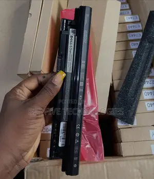 Betri Asili ya Laptop ya Dell Inspiron 3521