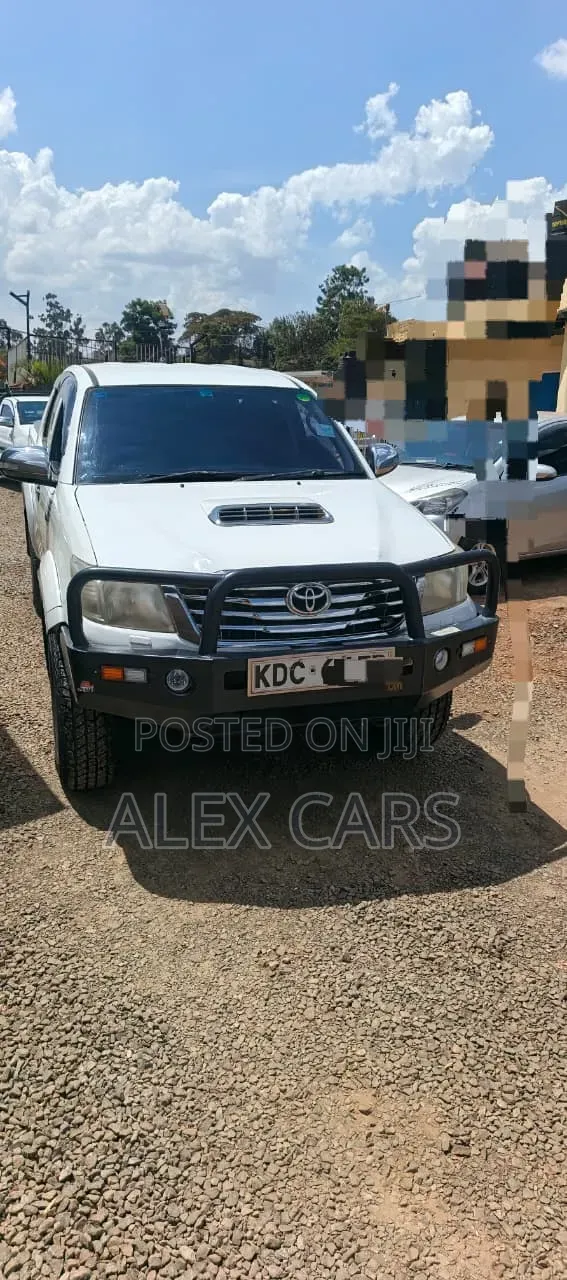 Toyota Hilux 2014 Double Cab - 1